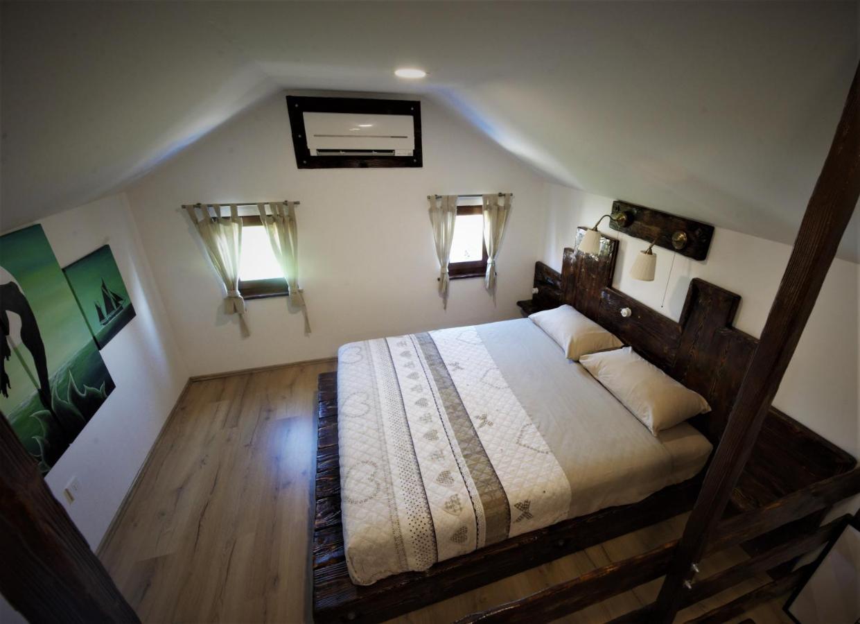 Apartments Oliva Fiorini エクステリア 写真